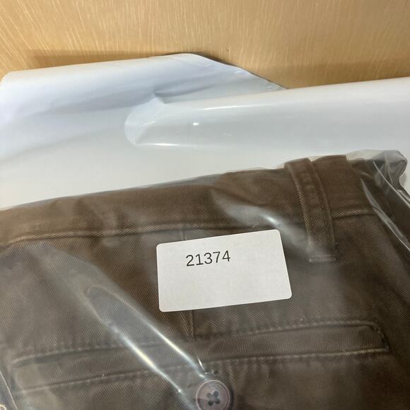 Eddie Bauer Pants Mens 33x32 Brown Straight Leg Casual Chino Cotton - Picture 12 of 12